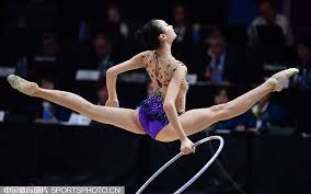 篮球火箭球员赛后接受采访分享心得